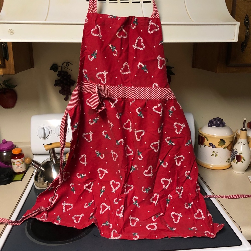 Apron, candy cane hearts